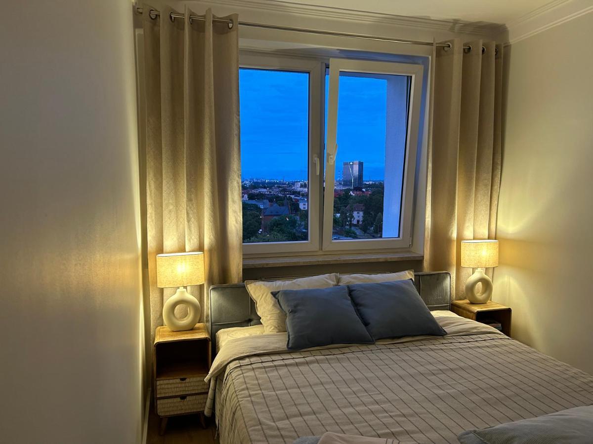 Apartament Z Widokiem Na Gdansk I Zatoke Free & Priv Parking Zewnętrze zdjęcie